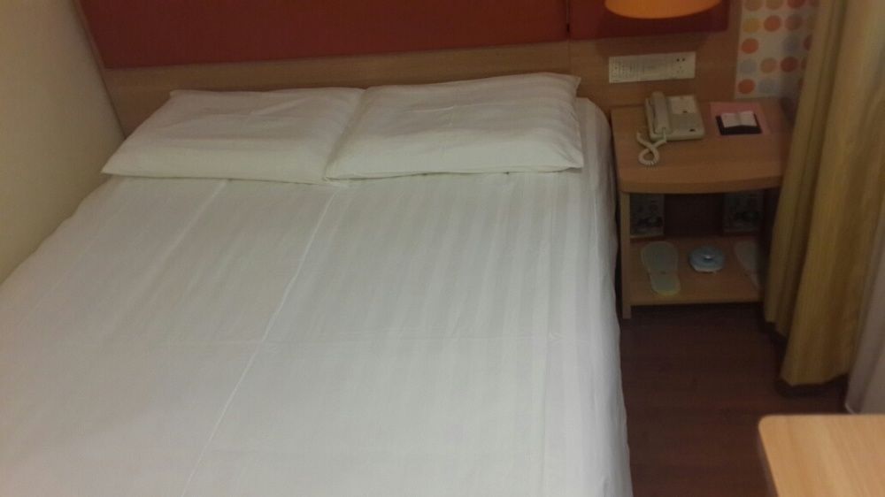Гуанчжоу: Home·NEO Hotel (Guangzhou Exhibition Center Pazhou Metro Station)