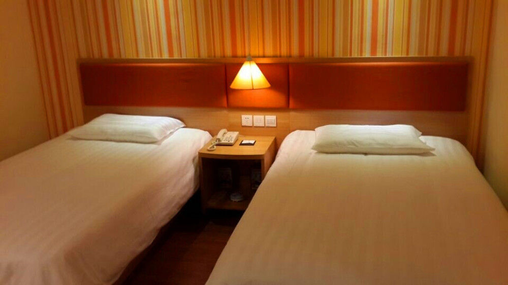 Гуанчжоу: Home·NEO Hotel (Guangzhou Exhibition Center Pazhou Metro Station)