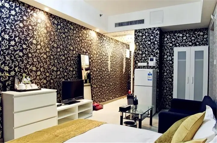Нанкин: Nanjing Mingjing Holiday Department