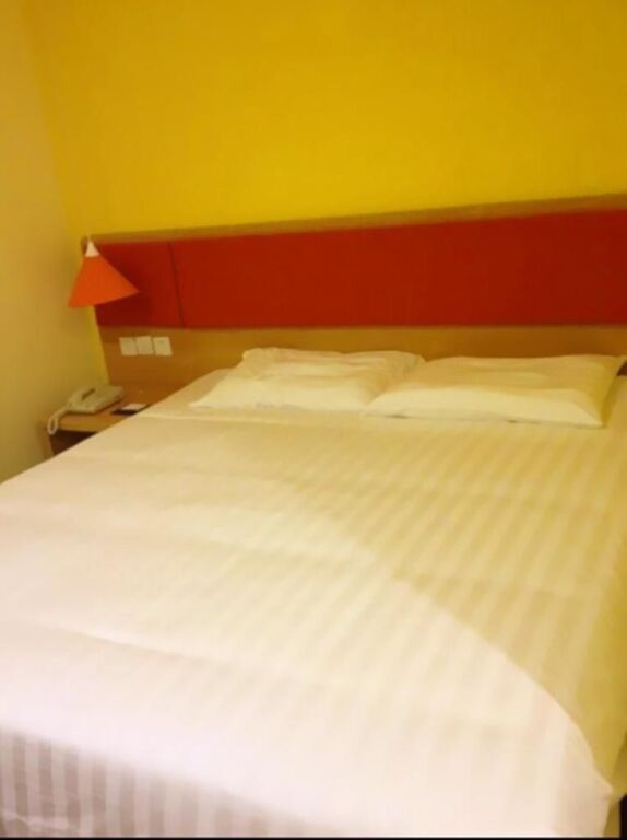 Гуанчжоу: Homeinns Hotel Guangzhou Dongshankou Station Store