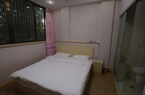 Шанхай: Kunshan Zhouzhuang Zhenzhen Inn
