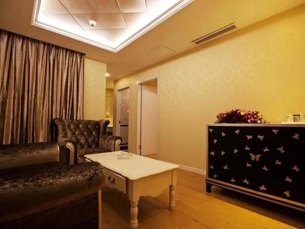 Цзясинь: Jiaxing Donghong Noble Business Hotel