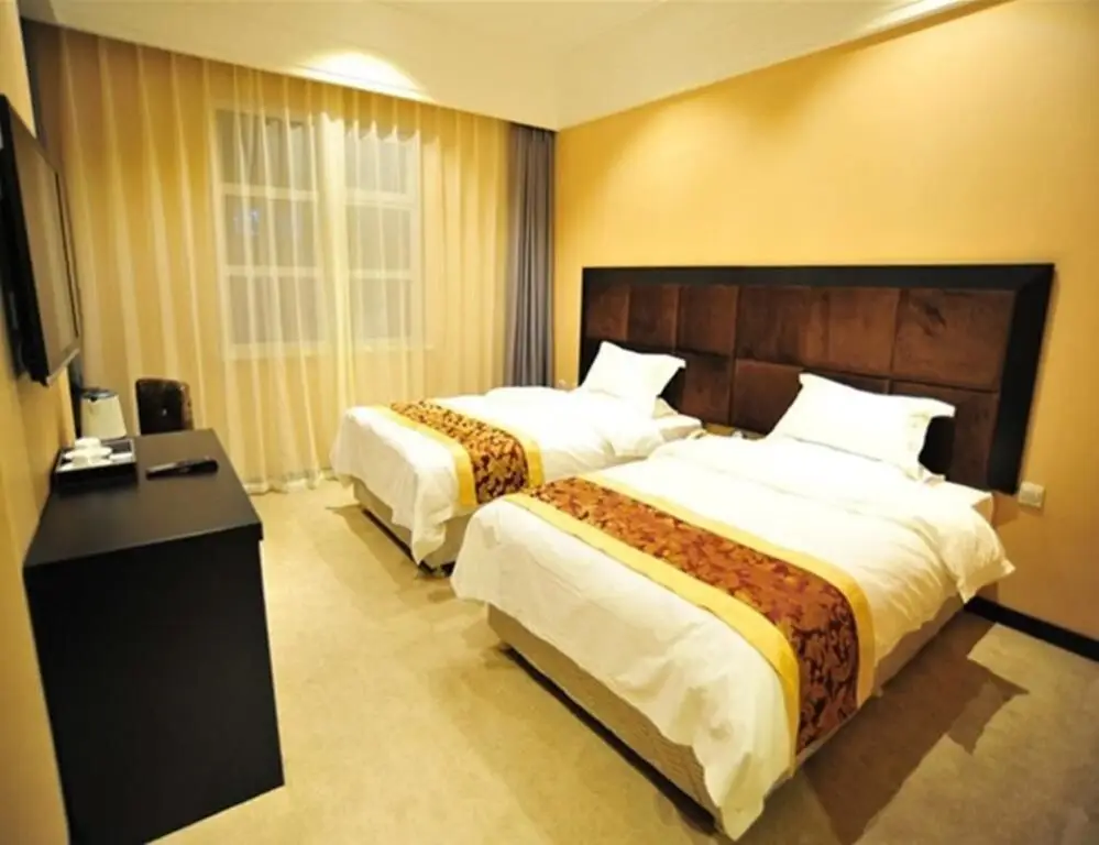 Jilin Junhe Holiday Hotel — фото 1