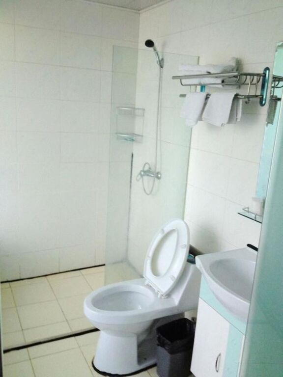 Уси: Pengfei Express Inn