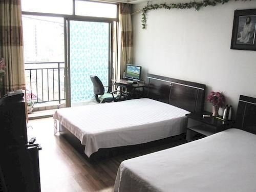 Ухань: Bomeng Hotel