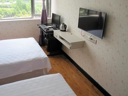 Ухань: Bomeng Hotel