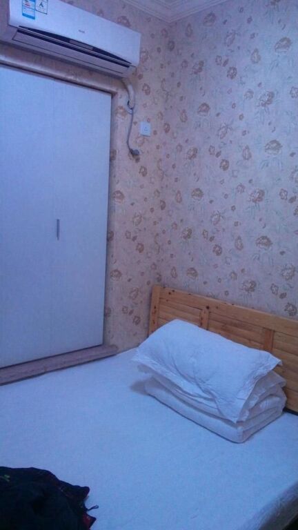Чунцин: Chongqing Wannianhong Apartment