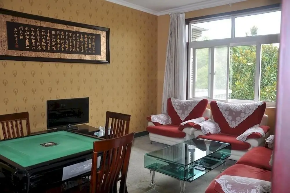 Шанхай: Shanghai Juyuan Holiday Village