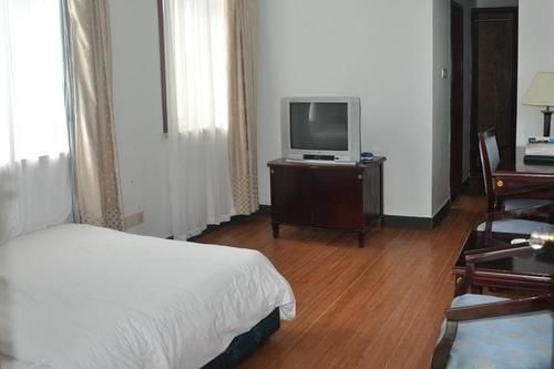 Шанхай: Shanghai Juyuan Holiday Village