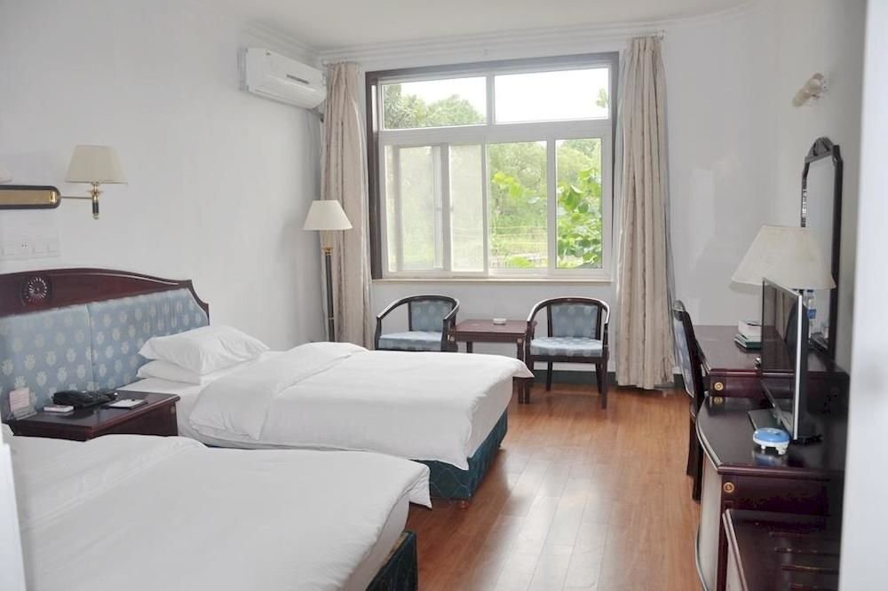 Шанхай: Shanghai Juyuan Holiday Village