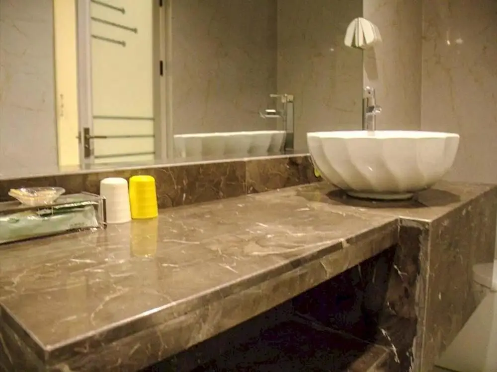 Бенгбу: Bengbu Boluomi Fashion Art Hotel