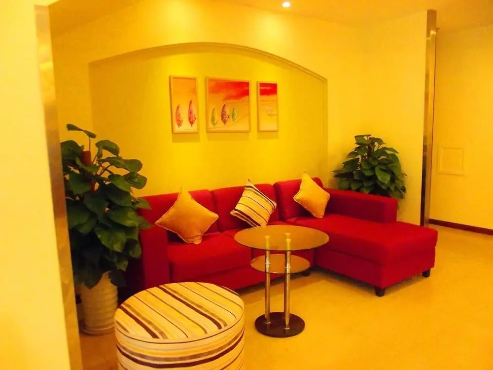 Чэнду: Homeinn Hotel (Chengdu Yulin Life Plaza Nijiashao Subway Station)