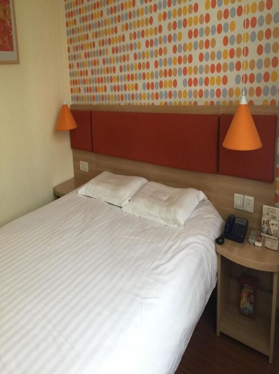 Чэнду: Homeinn Hotel (Chengdu Yulin Life Plaza Nijiashao Subway Station)