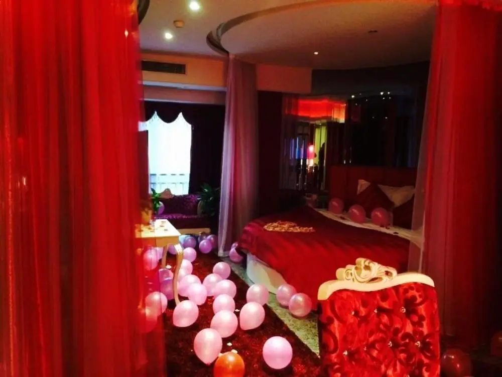 Чэнду: Hawaii Theme Hotel