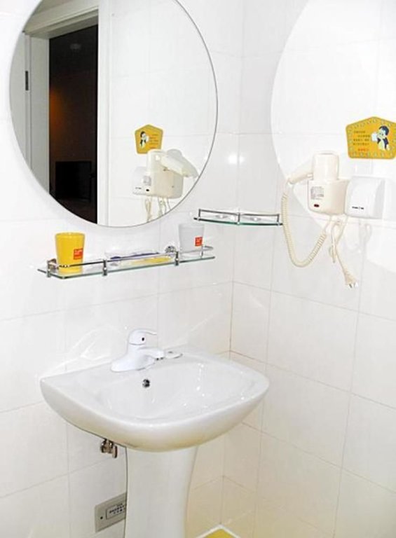 Цзилинь: Home Inn Jilin Xiamen Street