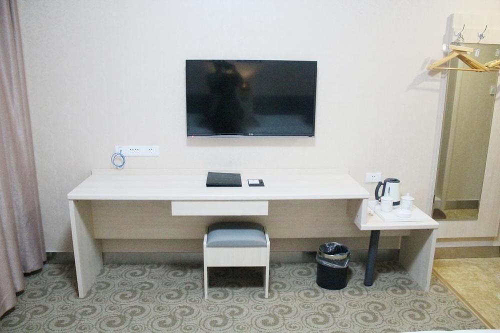 Кайфын: Super 8 Hotel