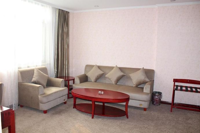 Хэфэй: Super 8 Hotel Hefei Qing Gong Shang Cheng