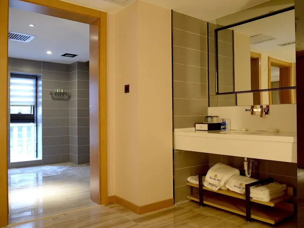 Куньмин: Tulip Inn Xi Yue Hotel - Kunming