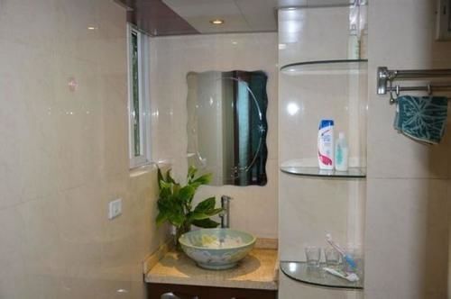 Гуйлинь: Guilin Xingfuli Youth Hostel