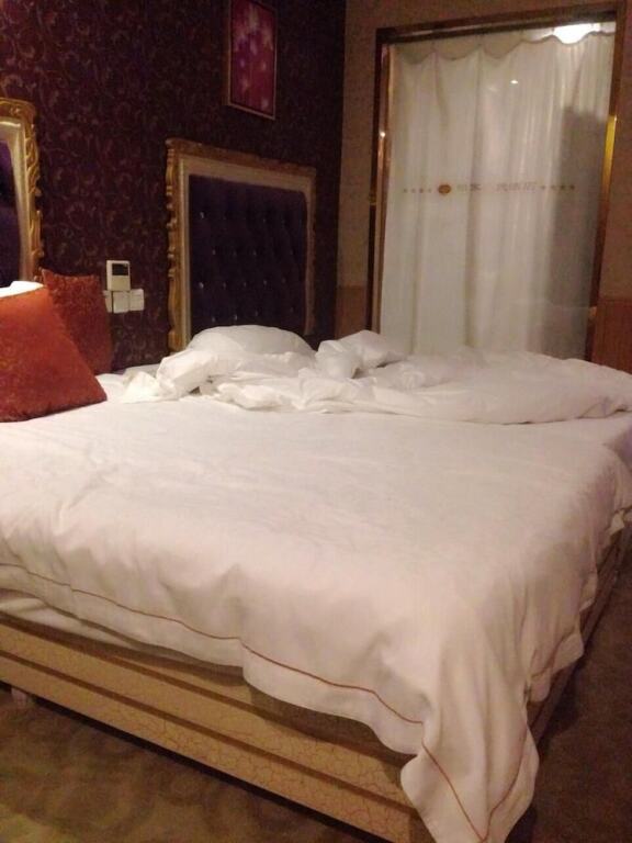 Чэнду: Yijia Hotel Temple of Marquis