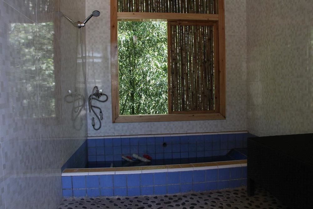 Мокси: Hailuogou Yijiawenquan Hotel