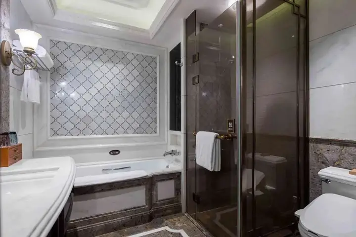 Шанхай: Donghu Hotel