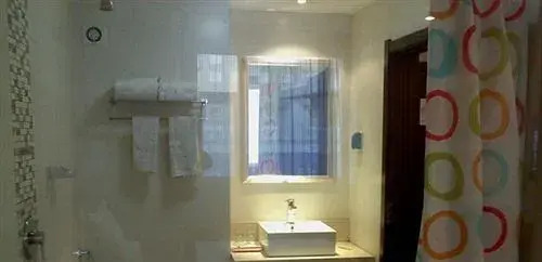 Чанчунь: Changchun is China Business Hotel