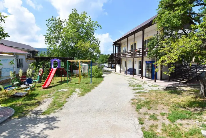 Кабардинка: Family guest house