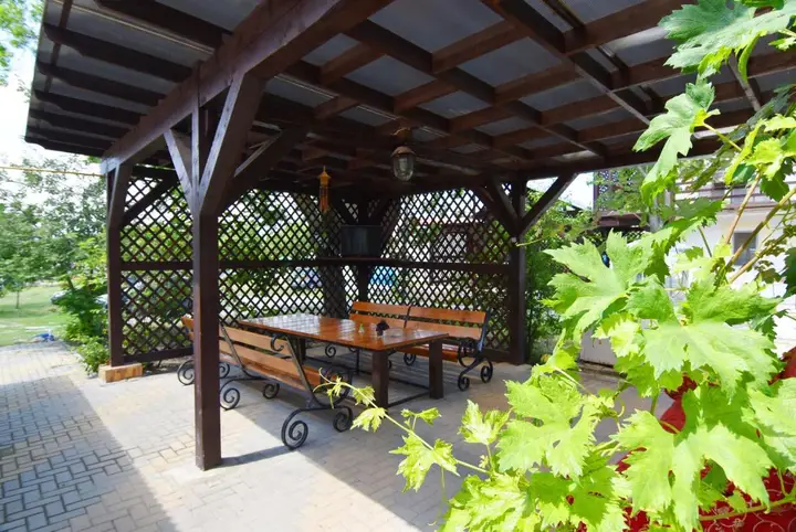 Кабардинка: Family guest house