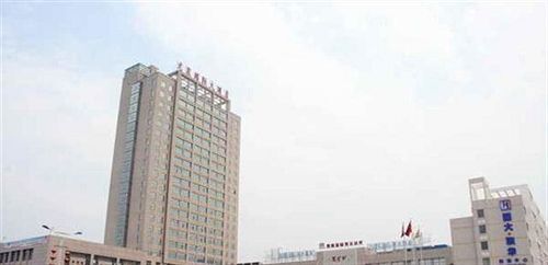 Longquan International Hotel — фото 1