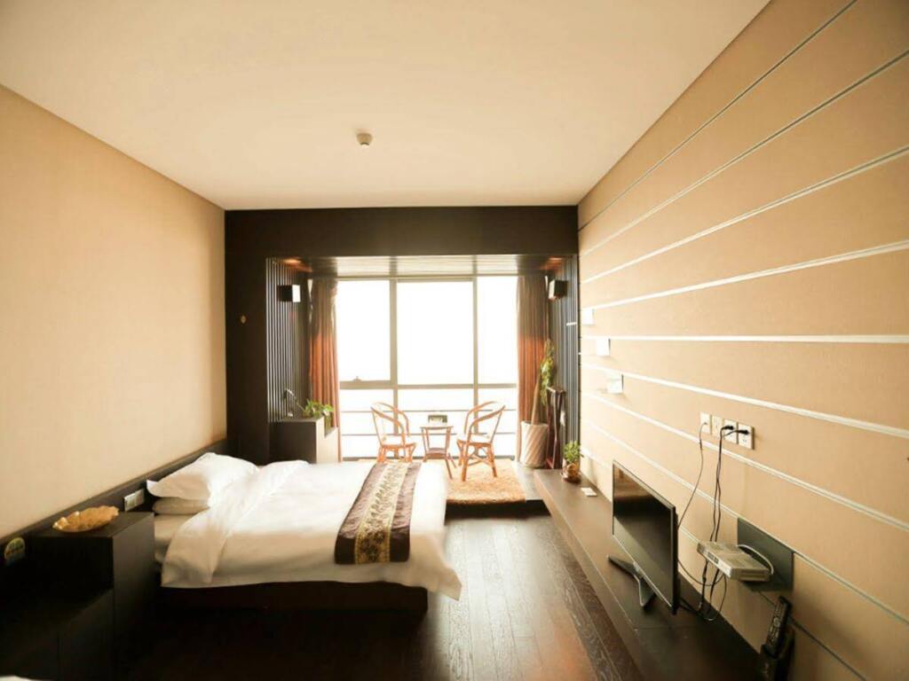 Циндао: Qingdao Platinum Port Sea View Resort Hotel Platinum