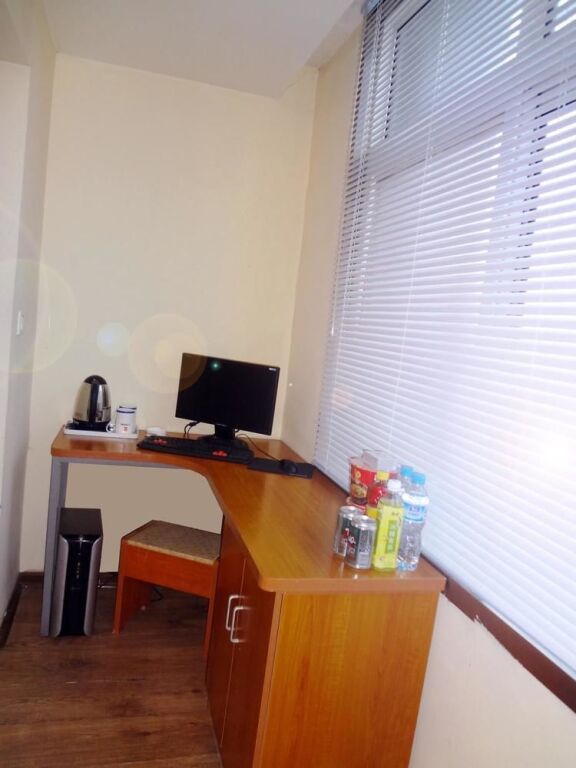 Таншань: Yijia Hotel