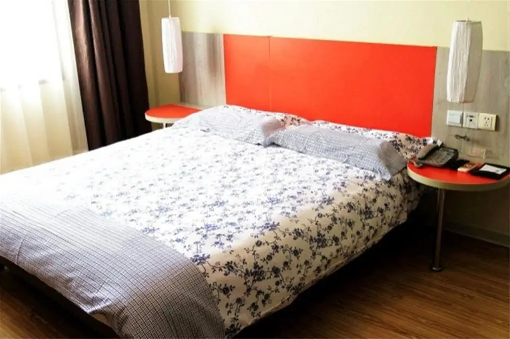 Шанхай: Motel 168 Hotel
