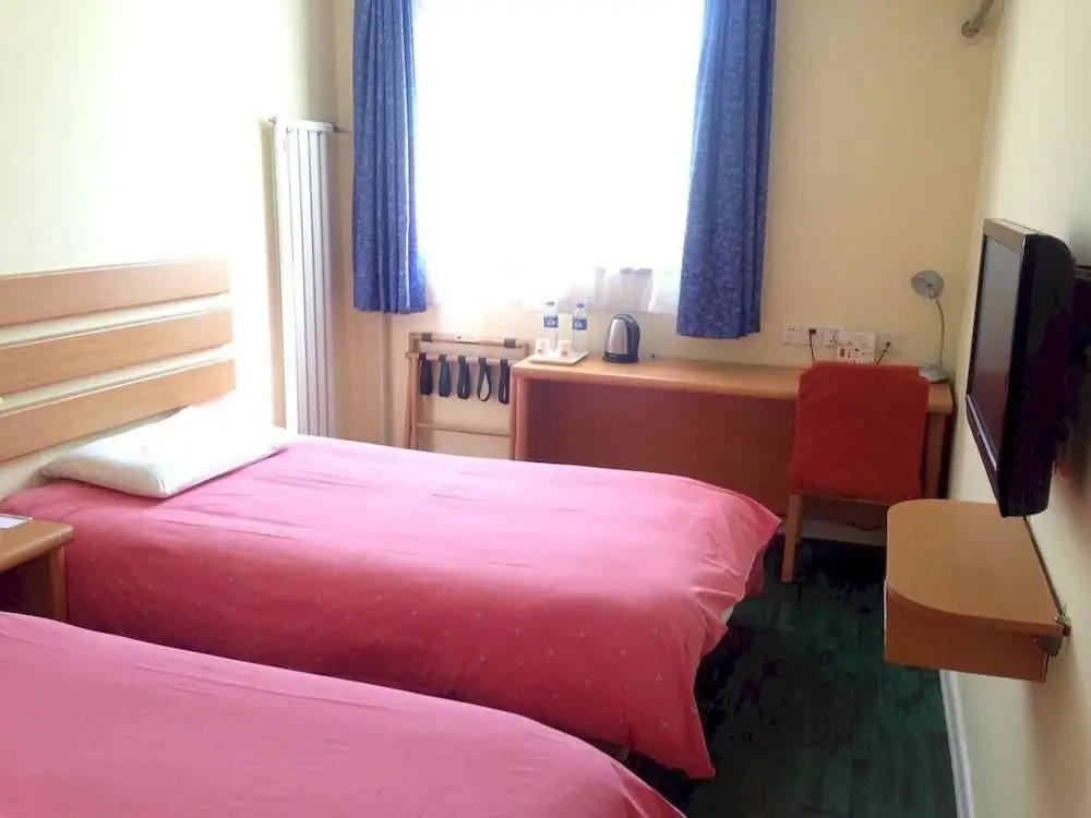 Таншань: Home Inn Hotel (Tangshan Xinhua East Avenue Mianfang Road)