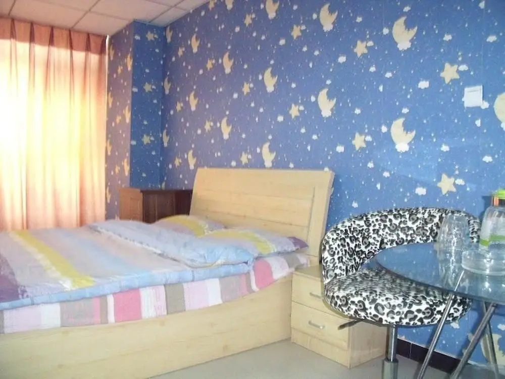 Шицзячжуан: Shijiazhuang Love Nest Theme Apartment Hotel