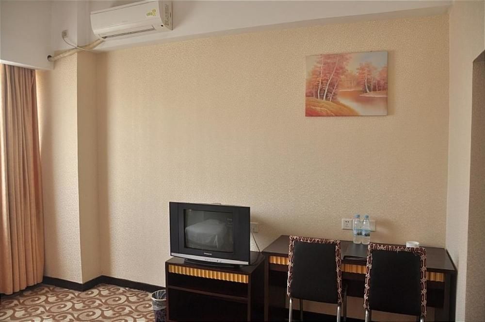 Гуйлинь: Guilin Xinhuadu Hotel