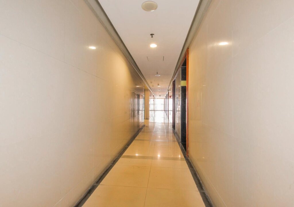 Гуанчжоу: Guangzhou Peace World Apartment