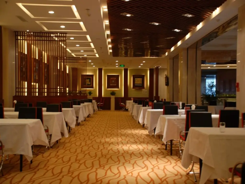 Циньхуандао: Junyu Grand Hotel