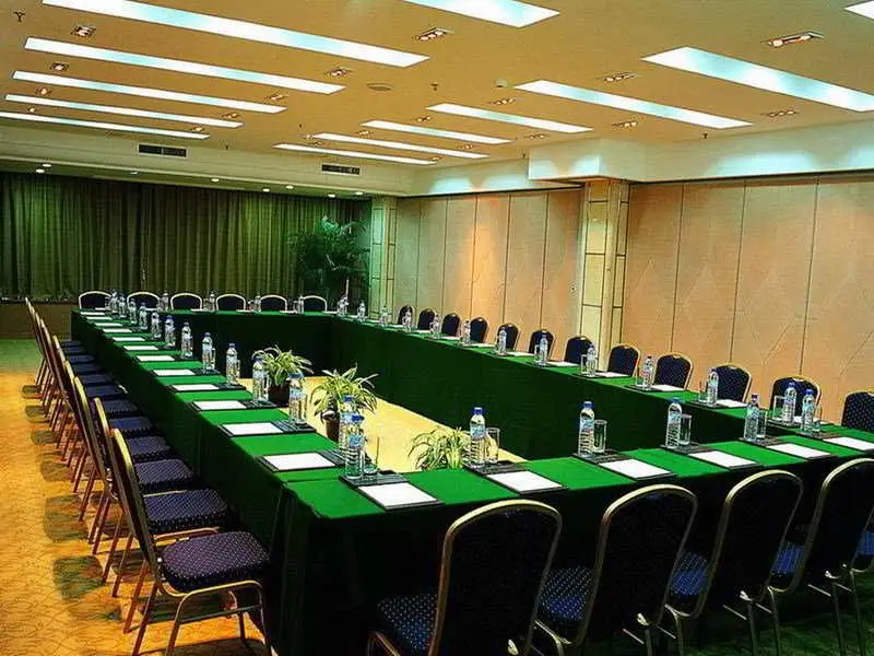 Ухань: Meilian City Holiday Hotel