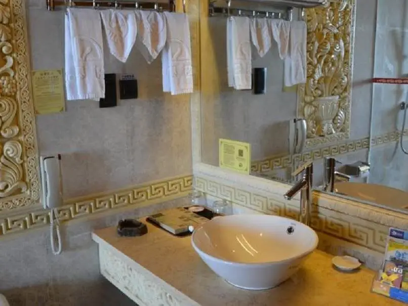 Куньмин: Kunming Tailong Hongrui Hotel