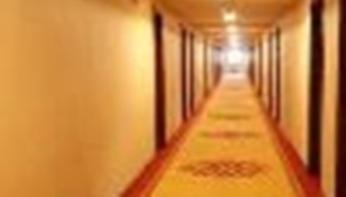 Super 8 Yantai Laishan Ying Chun Da Jie — фото 1