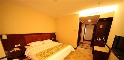 Сямынь: HanTing Hotel (Xiamen Airport Wuyuan Bay)