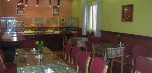Циндао: Home Inn Zhengyang Road