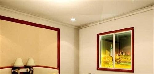 Циндао: Huameida Business Hotel - Qingdao