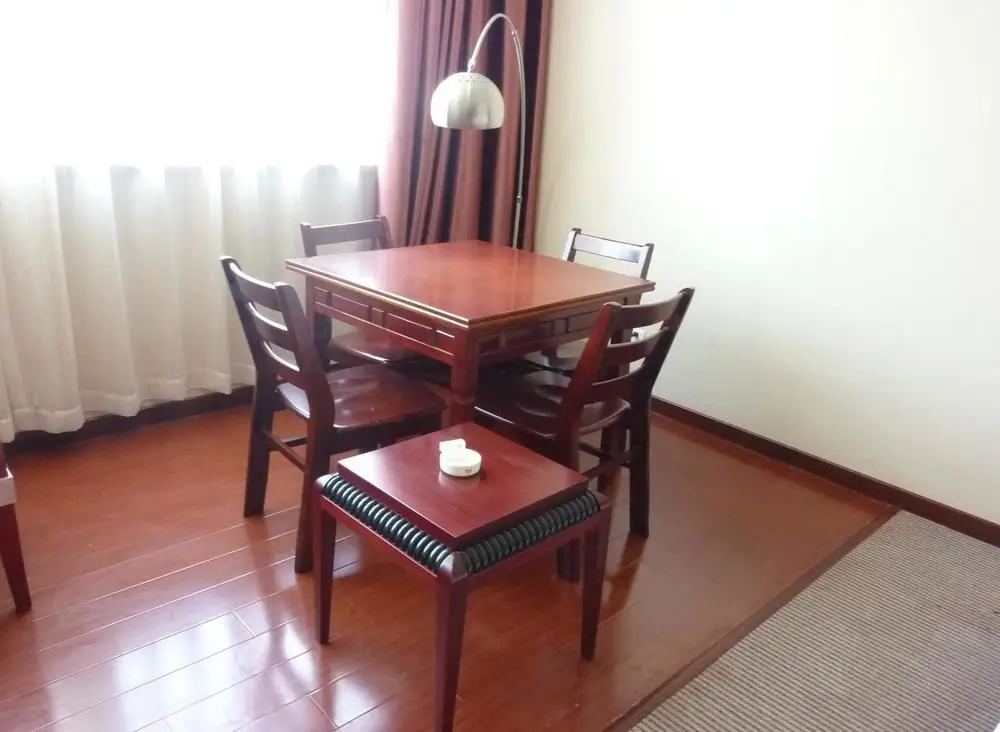 Наньтун: Wenfeng City Hotel