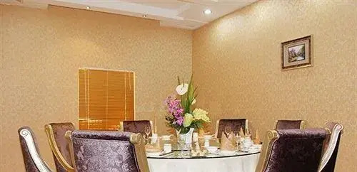 Цзючжайгоу: Jiutong Sunshine Hotel Jiuzhaigou