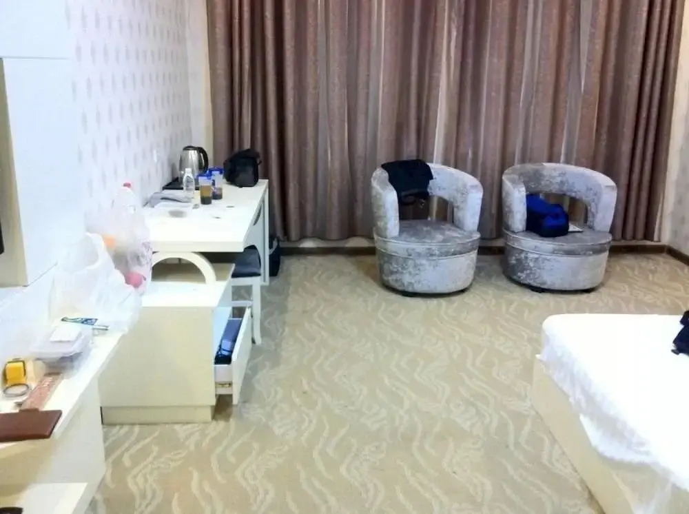 Цзяочжоу: Jiaozuo Yuntai Holiday Hotel