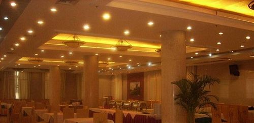 Пиндиншань: Thank Inn Chain Hotel Pingdingshan Weidong District Jianshe Road Trade Plaza
