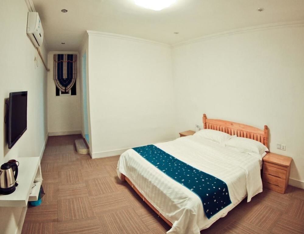 Цзясинь: Yunshang Theme Inn