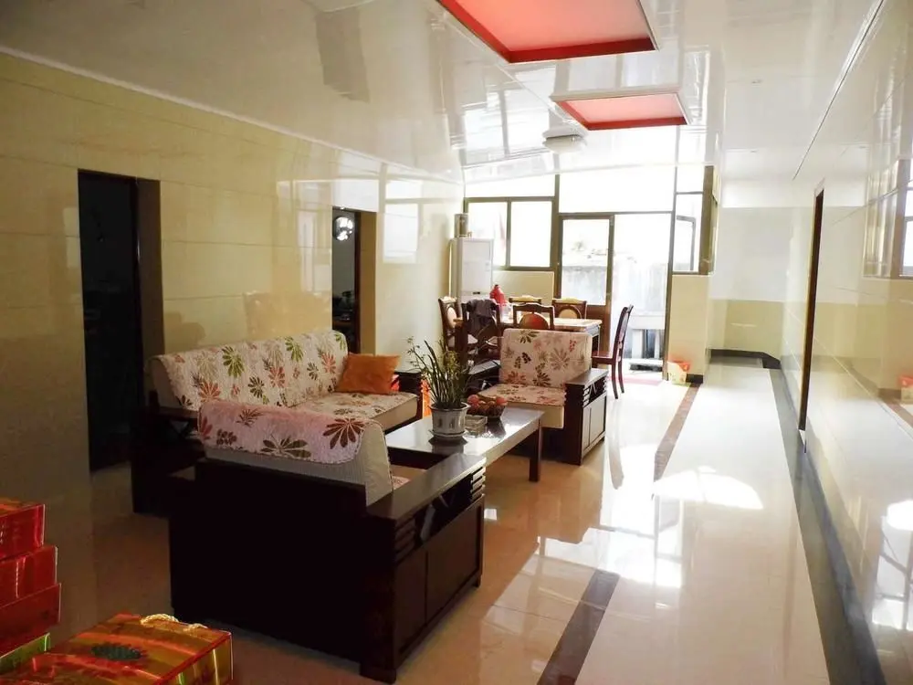 Чичжоу: Jiuhua Mountain Caihong Hotel